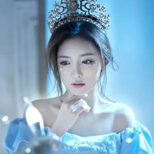 想一个人的头像女 高清好看唯美想念一个人的微信头像图片_女生头像