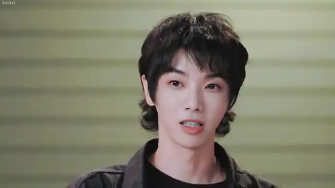 华晨宇2024向阳而生#小章鱼发尾真可爱呀999999@华晨宇yu#2024