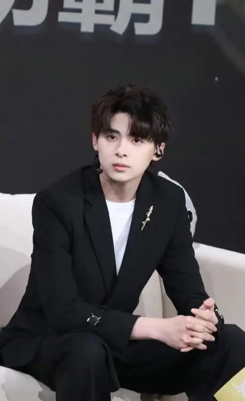 华晨宇新节目真人版百人吃鸡##和平精英集合100