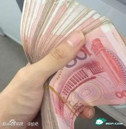 组图:香车美女奢侈品 高富帅无底线高调炫富!