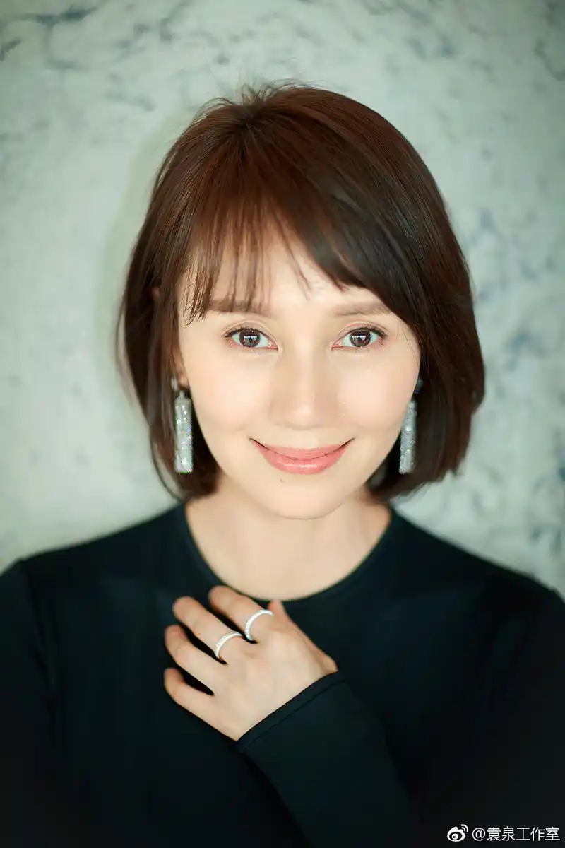 菱形脸适合什么短发型看陈数和袁泉的摩卡波波头减龄又时髦