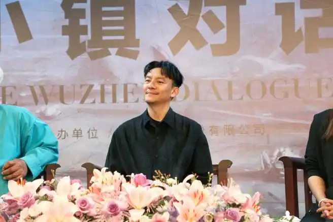 张震江云之间##张震江滨柳