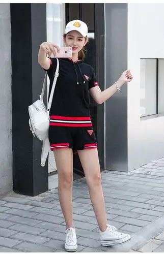 批发2018春夏运动服女装时尚连帽短裤两件套跑步休闲运动套装女