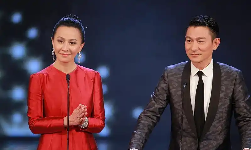 原创刘嘉玲谈刘德华,很想和他合作,因为可以拿到心仪大奖