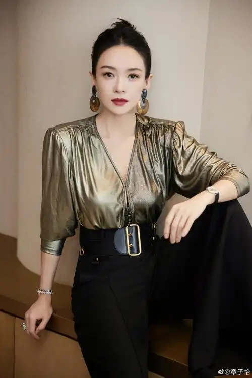 章子怡上海个人独资影视工作室注销