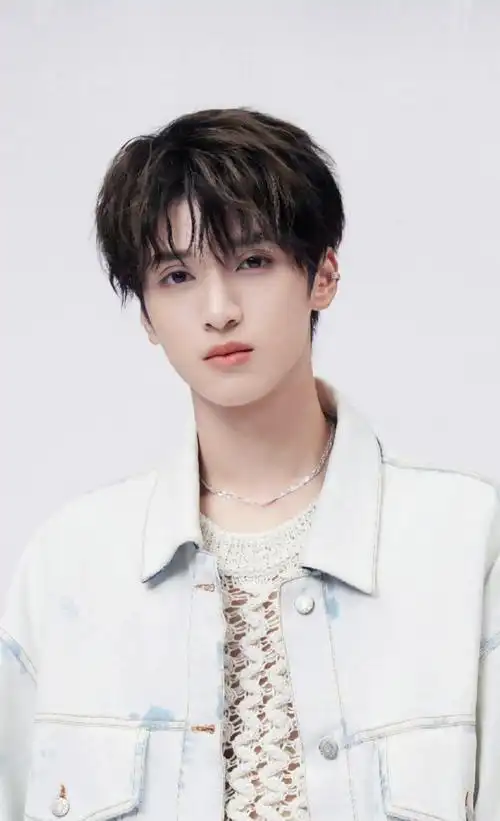 严浩翔叁重楼暨出道四周年演唱会