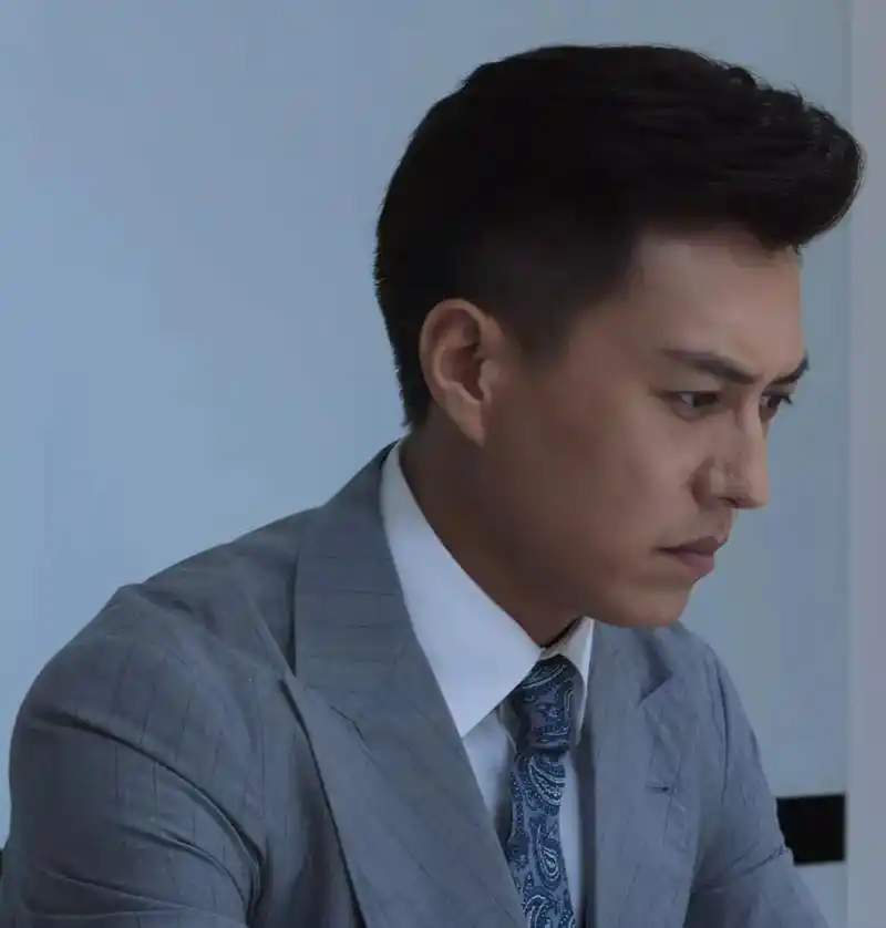 罗槟.#靳东 #律师精英 #罗槟 #帅就完事了 - 抖音