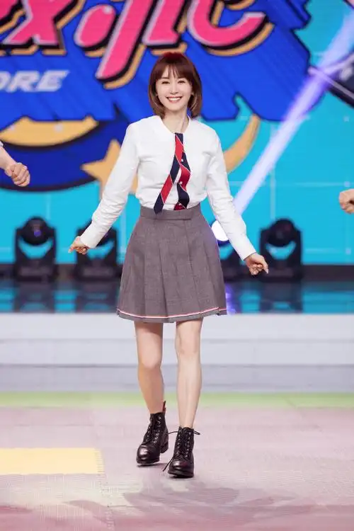 简介:王子文《快乐大本营》清秀图片,分享一组王子文图片给大家,图中