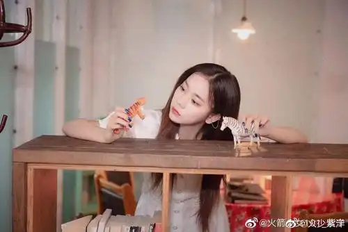 张紫宁 - 堆糖,美图壁纸兴趣社区