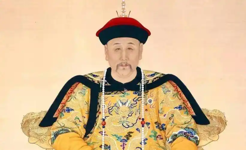 穿龙袍,手戴"帝王扳指",号召百官公开祭祖_爱新觉罗恒绍_袁世凯_身份