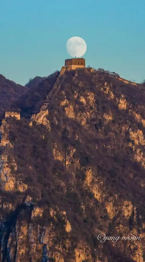 金秋北京箭扣长城金光秋色