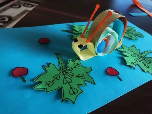 东康新教育【二年级美术】《小蜗牛慢慢爬》创意手工展示