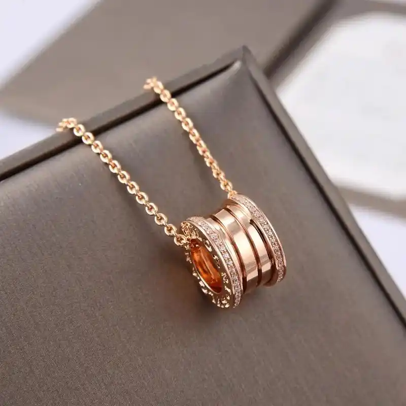 宝格丽弹簧边钻项链.七夕礼物来啦,女神必备款,91宝格丽弹簧 - 抖音