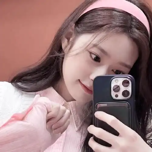 有什么好看又高级的女生头像