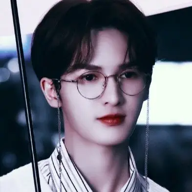 朱正廷头像禁二改/禁二传/抱图dd cr.左涂