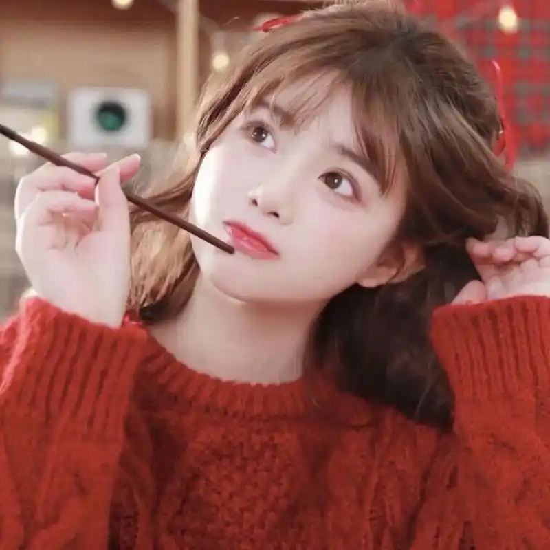 红色系女头/we chat522 #头像分享# #干净女头# #女生头像