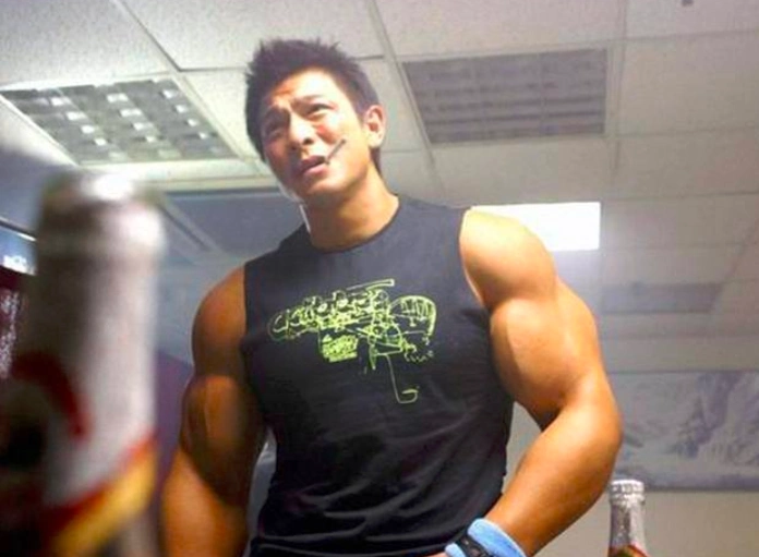 拍完《大块头有大智慧》后,刘德华便拉黑了女主,还说:永不合作