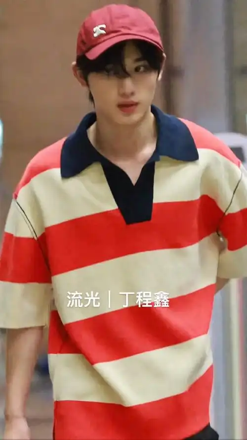 哥哥一般都把鱼养在锁骨里    #丁程鑫你好星期六