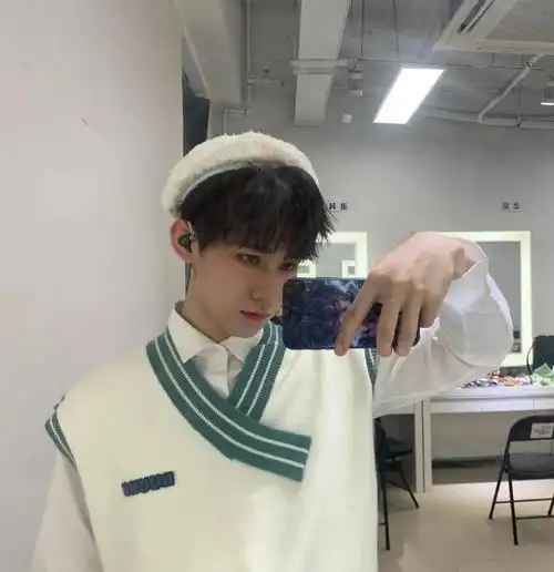 微信头像张真源