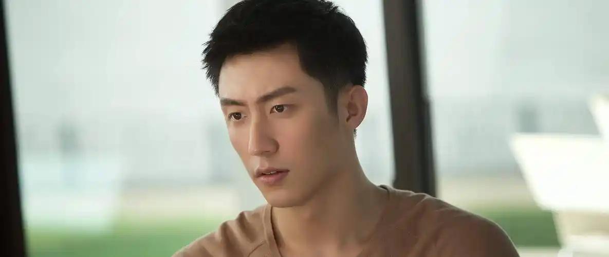 黄景瑜新剧《赢风》官宣开机