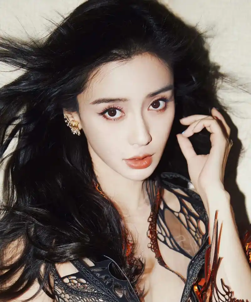 【angelababy迪丽热巴刘亦菲珠宝大片】 贵气美丽的内娱女明星们～好