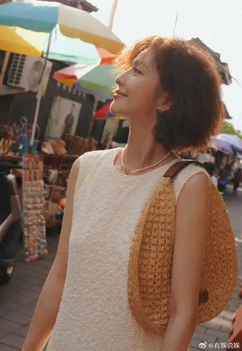 阳光下的佟丽娅##佟丽娅短发炸毛