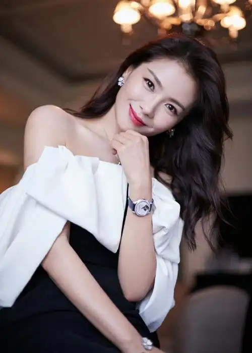 刘涛腰臀比##转发接龙开新年