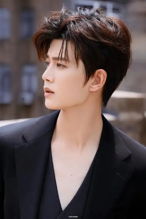 美度品牌代言人任嘉伦