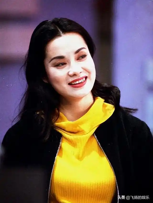 90年代内地女歌星:有人出家,有人嫁富豪,有人至今名气犹在