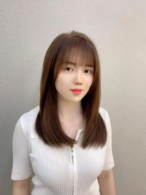 修饰圆脸方脸碎骨发齐肩中长发型 |蓬松免打理中长发齐肩锁骨发完美