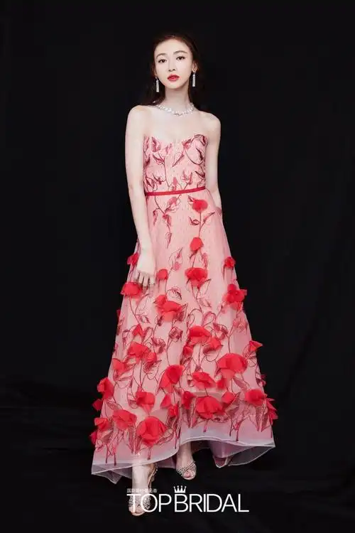 首页 婚纱礼服 marchesa notte — 吴谨言收藏相册