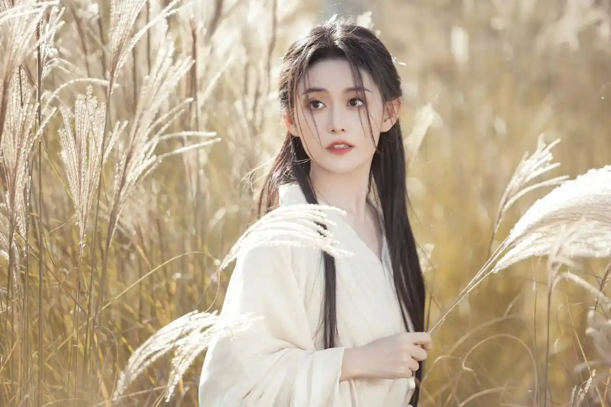 蒋依依的古装惊艳到你了吗[期待]