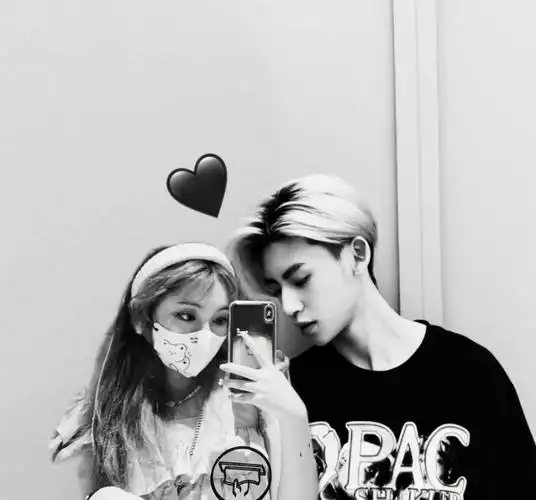 小鬼的圈外女友