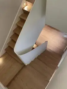 钢板楼梯扶手护栏定制别墅直梯简约现代风钢结构整体设计安装踏步