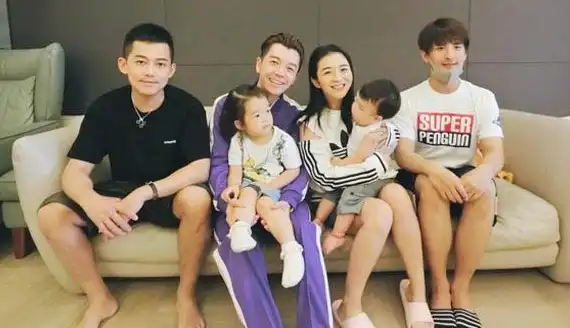 自媒咖-免费的自媒体辅助软件_今日头条采集_爆文采