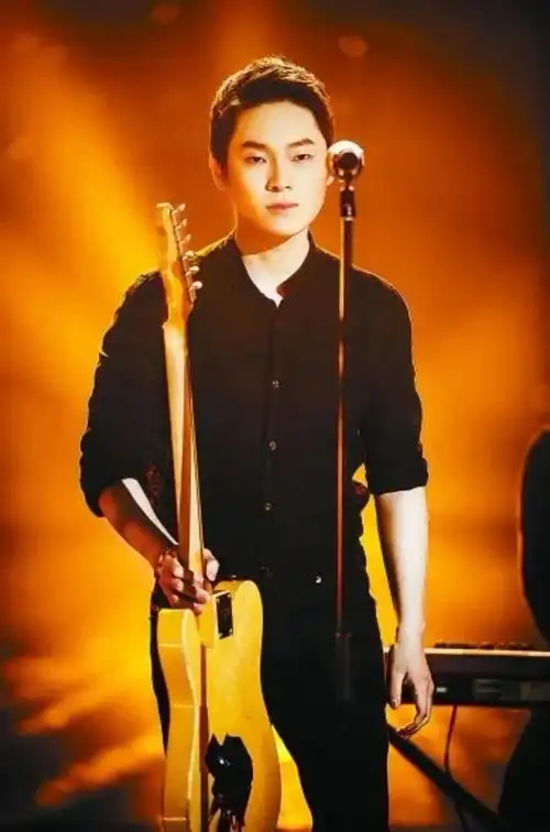 中国好声音男歌手个人资料 好声音所有男歌手名单 - 歌词译