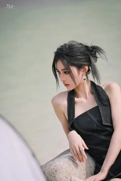 王奕超话摄人心魄@snh48-王奕#浩瀚宇宙王奕#04