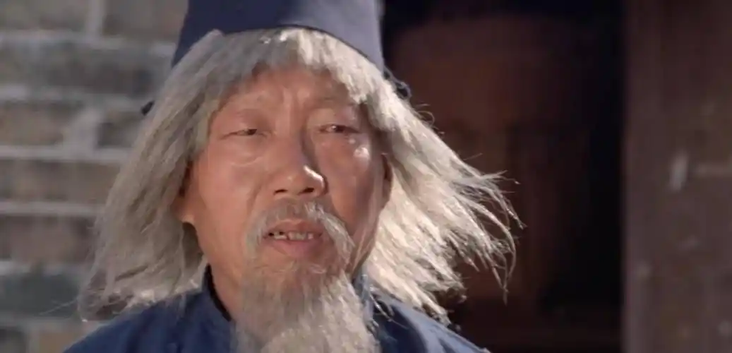 老一代武侠宗师:关德兴成就经典黄飞鸿!袁小田一个角色直接封神