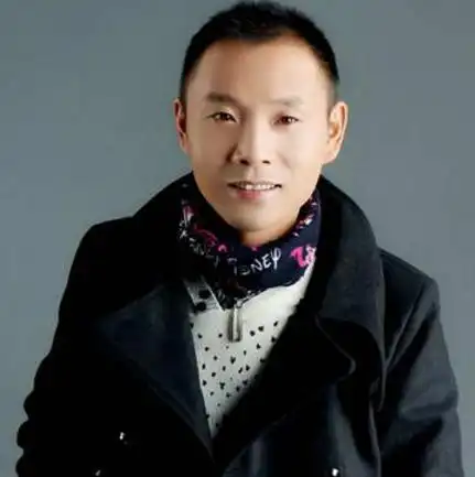 金牌音乐制作人祁隆,风格自成一派,个性魅力突出的音乐奇才!