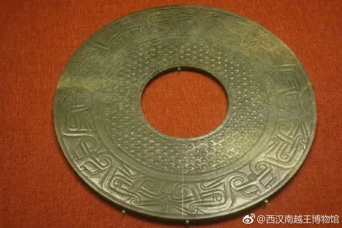 的玉璧眜眜也有请大家自动忽略掉丧心病狂的红布