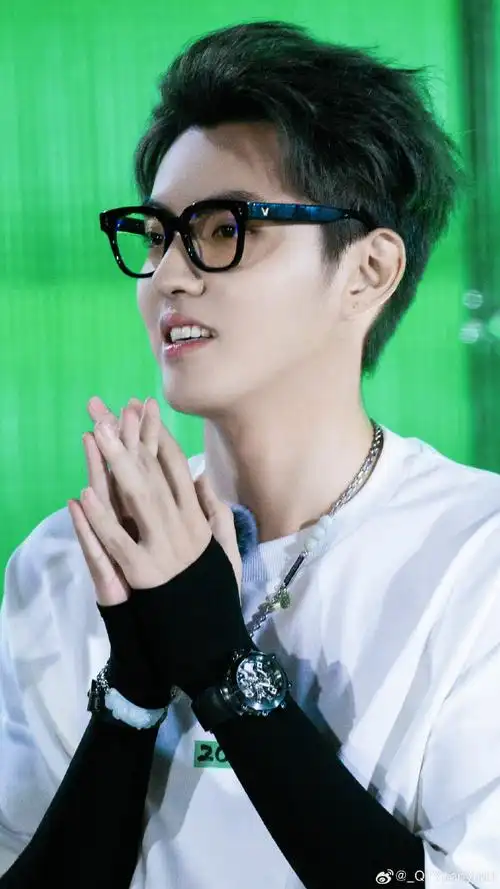 长得很爽是种什么体验 请看吴亦凡