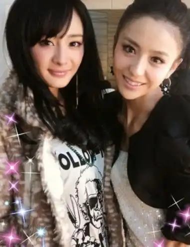 当美女明星们遇上杨幂 女星扎堆合影被秒杀