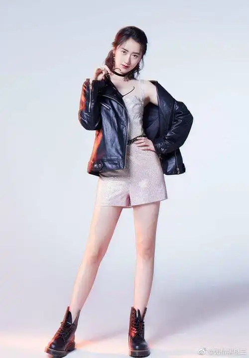 袁冰妍大长腿集中楼