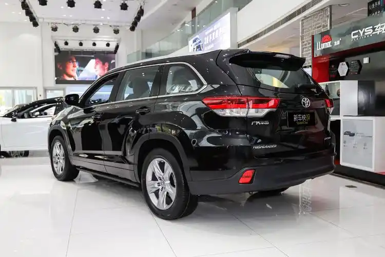 7座suv王者一直加价却从未被超越实拍2021款汉兰达