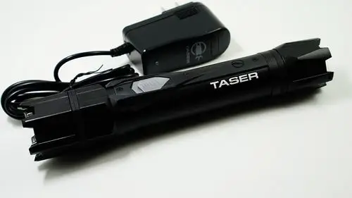taser?strikelight高压手电