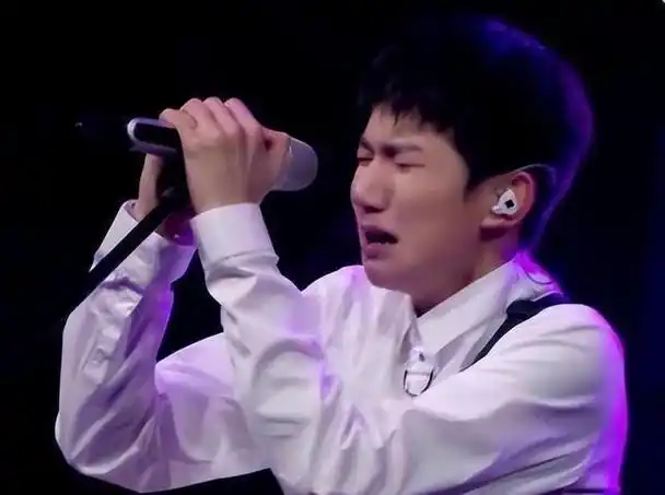 单飞7年:易烊千玺拿下百亿票房,如今王源,王俊凯真心让人唏嘘