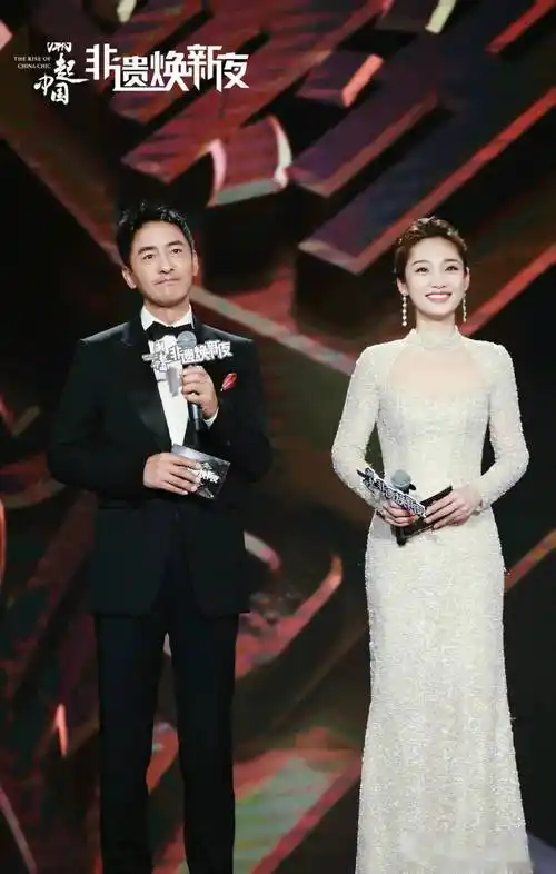 陈都灵,陈学冬,吉克隽逸,李易峰,佟丽娅,吴樾,萧敬腾,杨千嬅,张钧甯