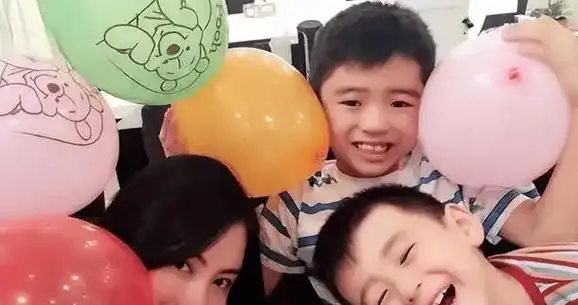 回应张柏芝三胎生父,这下王菲坐不住了!