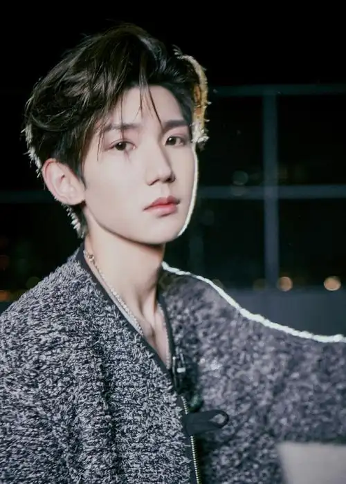 王源超话#王源新专辑夏野了##王源明日创作计划召集人#98 2021年