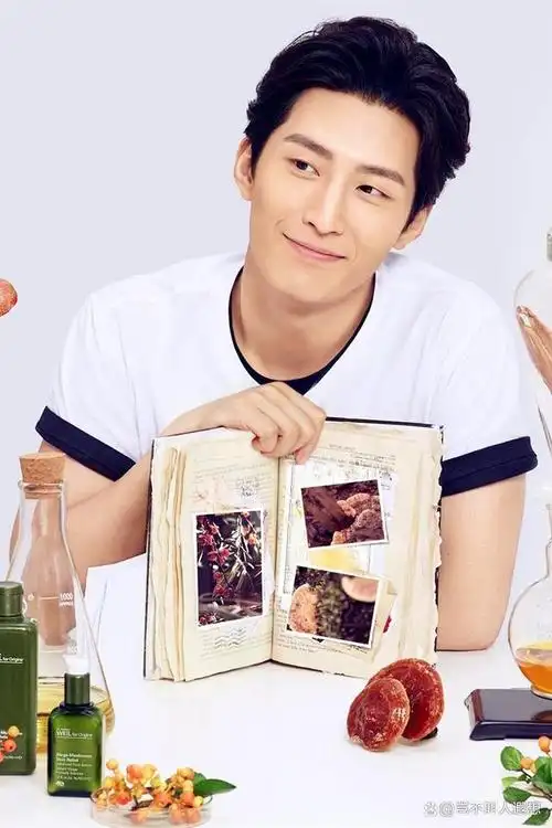 娱乐圈十大小眼睛帅气男明星看看有没有你喜欢的